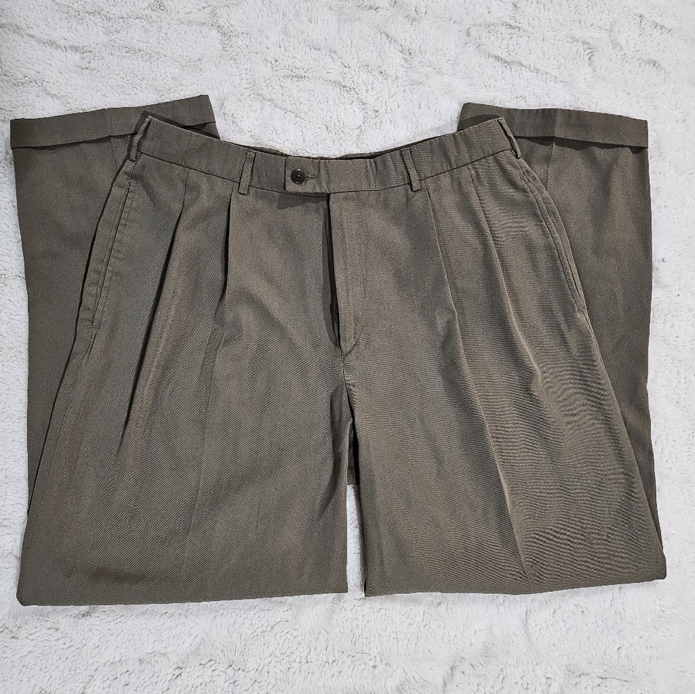 Savane Dress Pants Men 34x30 Gray/Beige Pleated Front Cuffed RN 21201